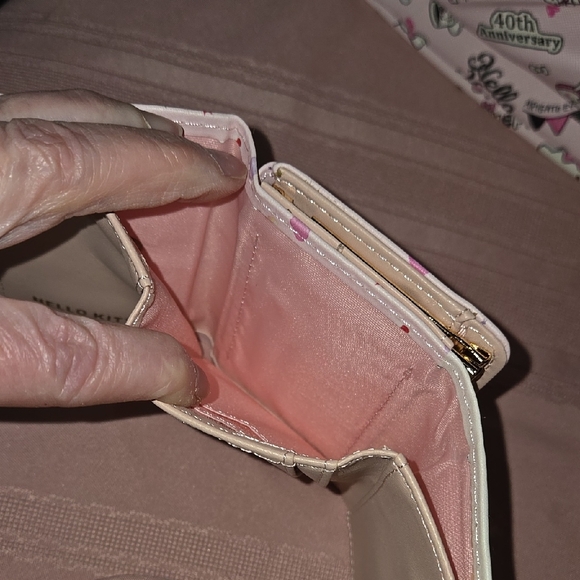 Hello Kitty Pink Backpack and Wallet - Picture 15 of 16